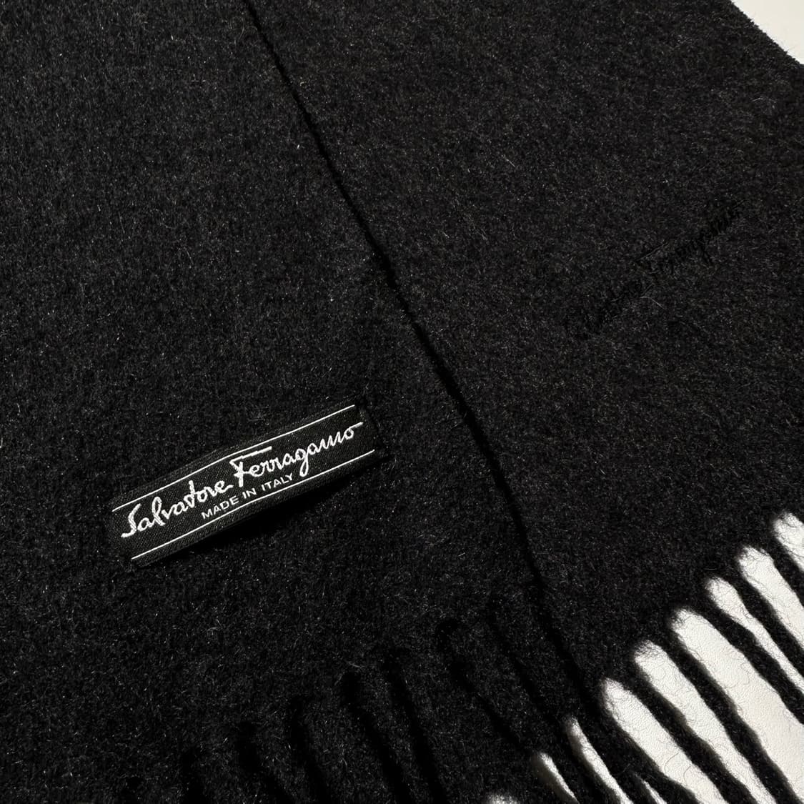 살바토레 페라가모 캐시미어 100% 머플러 목도리 상품이미지4