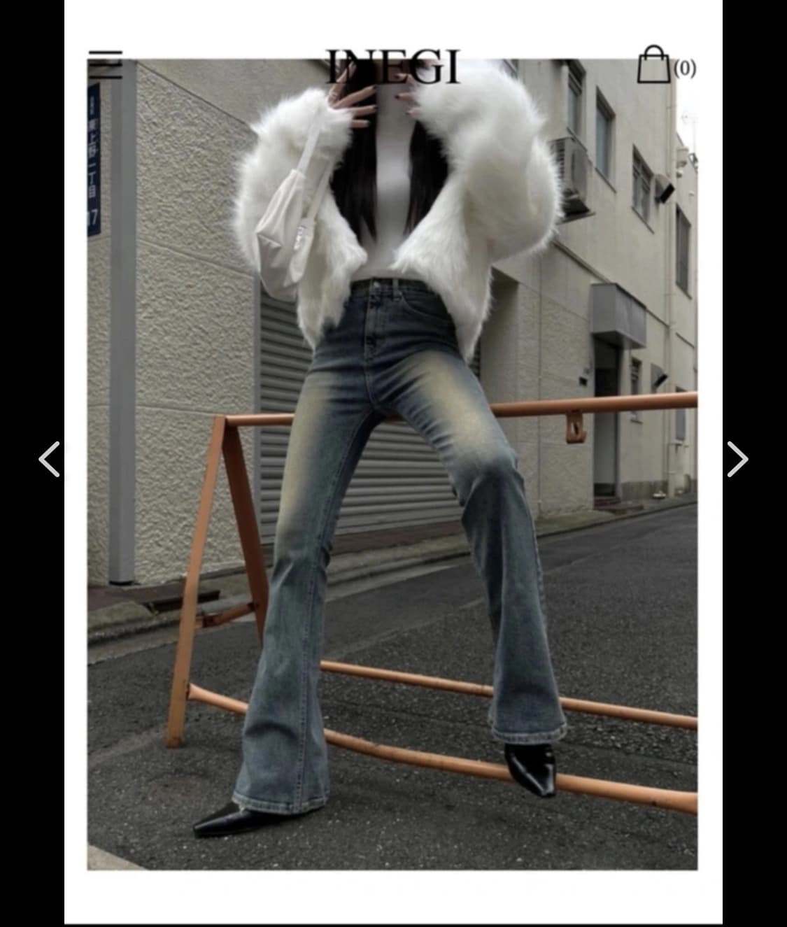 이네기 Bare Bootscut Denim Pants (deep blue 상품이미지4