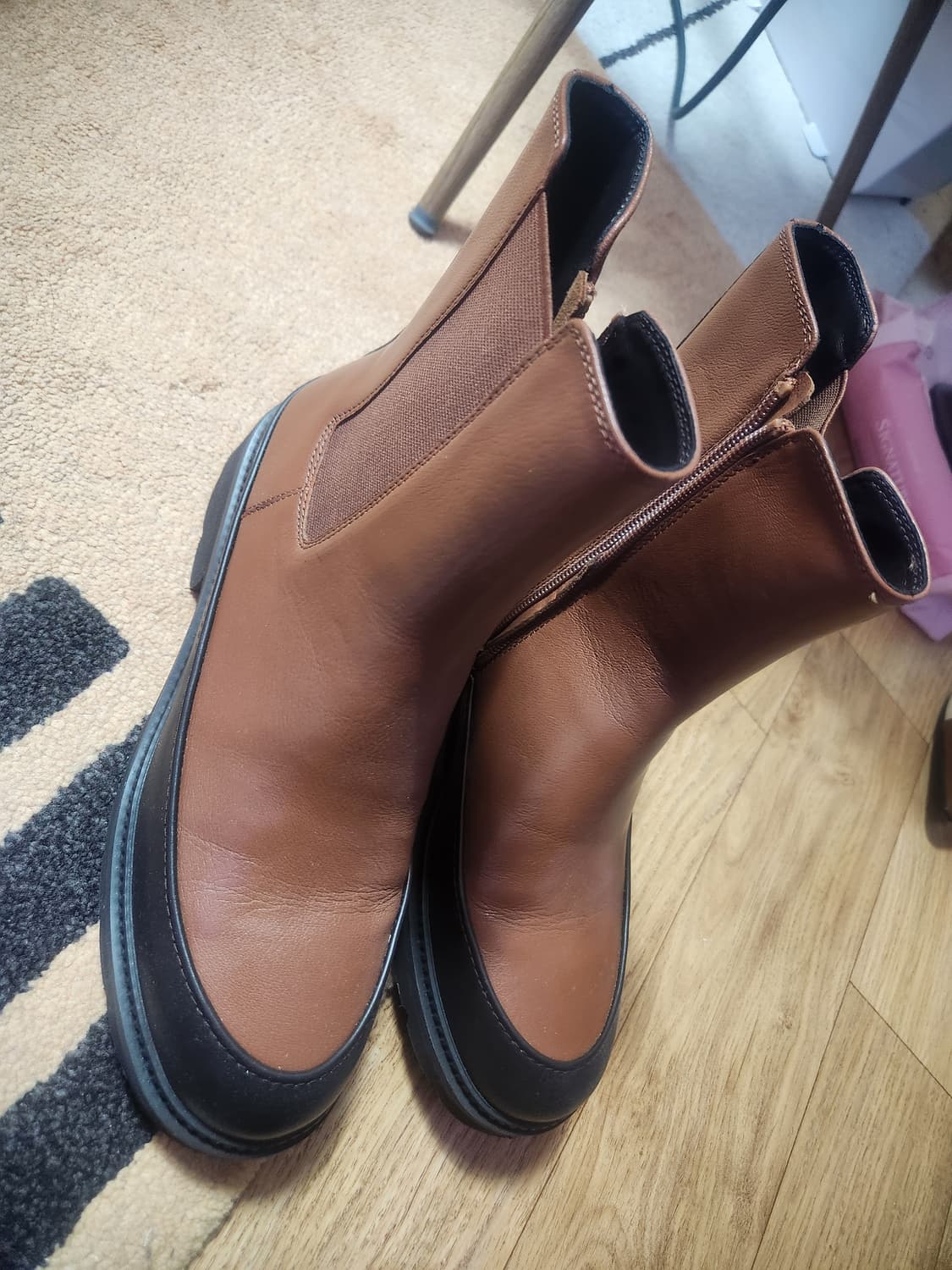 브라운 가죽 첼시 부츠 상품이미지1