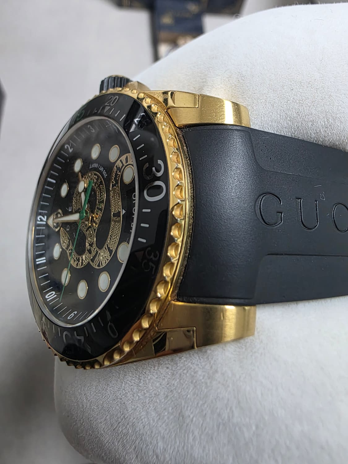구찌 킹스네이크 다이브시계 보관만했어여 상품이미지7