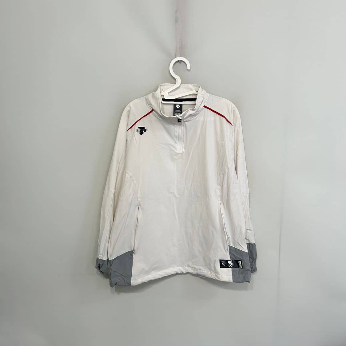 데상트 남성 아노락 바람막이 100 상품이미지1