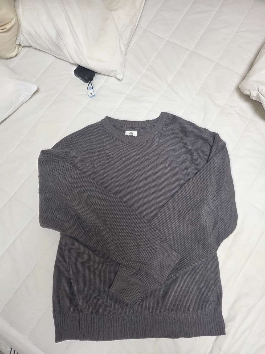 (2) 폴리테루 레터링 니트

세이지 상품이미지2