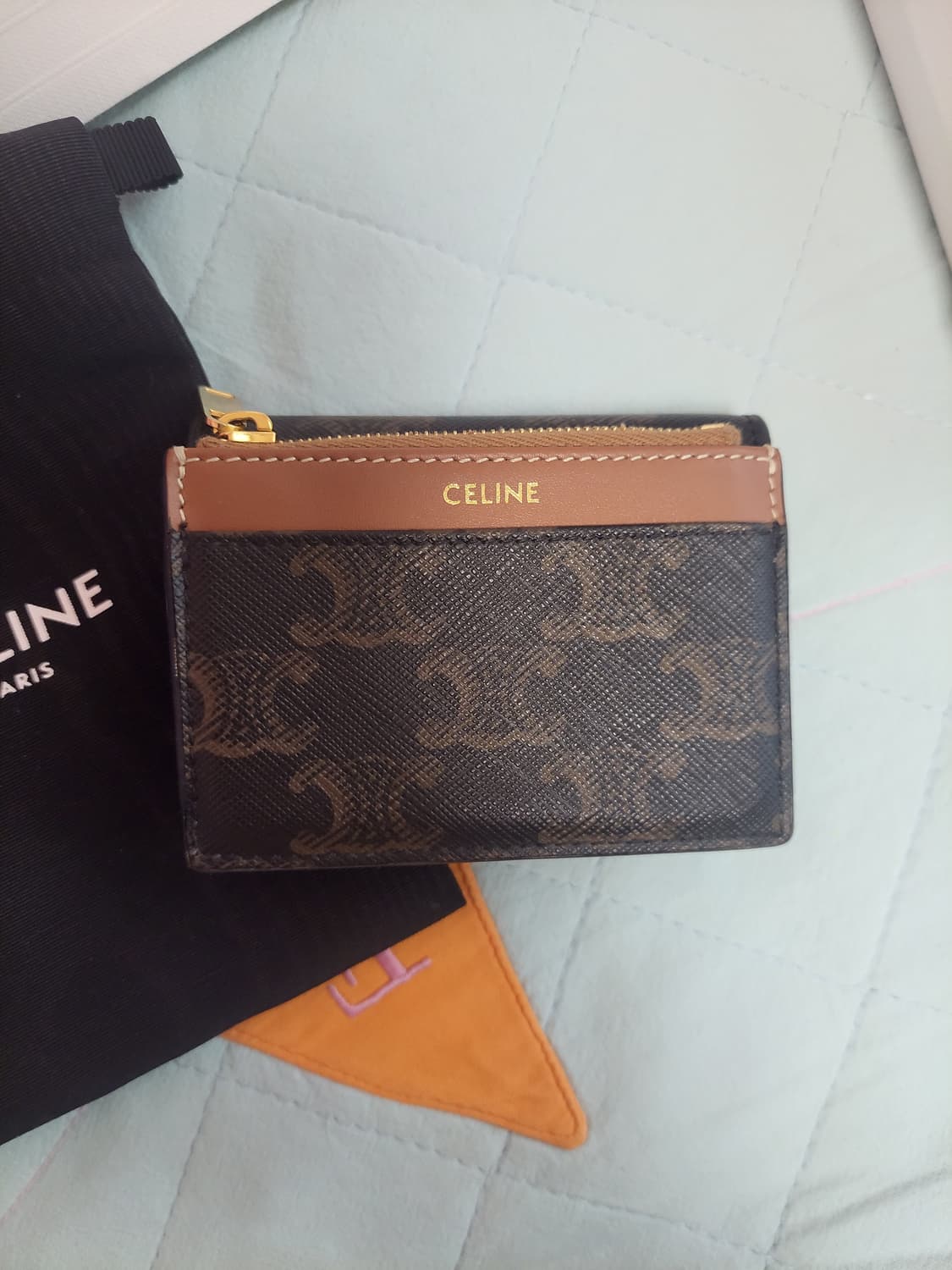 정품)급처상태좋음!셀린느 트리옹프 캔버스 동전 컴팩트 반지갑 카드지갑 상품이미지4