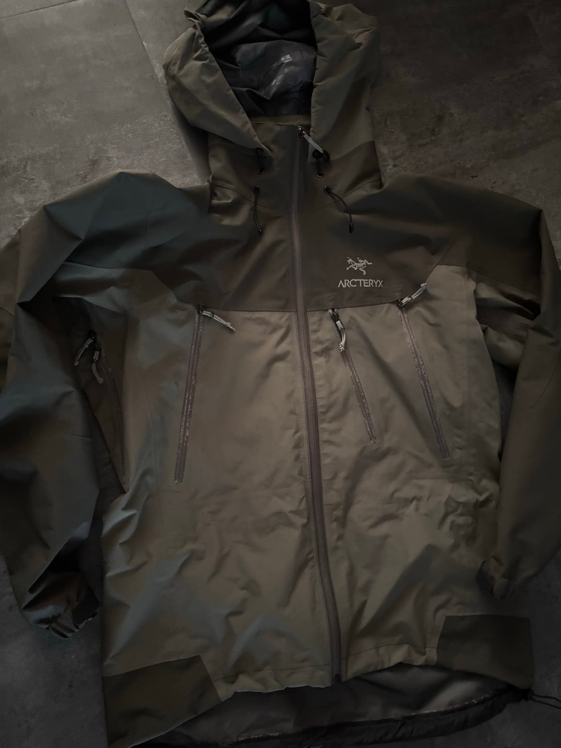 (유일 매물)아크테릭스 세타 1세대 ar 카키 바람막이 자켓 상품이미지2