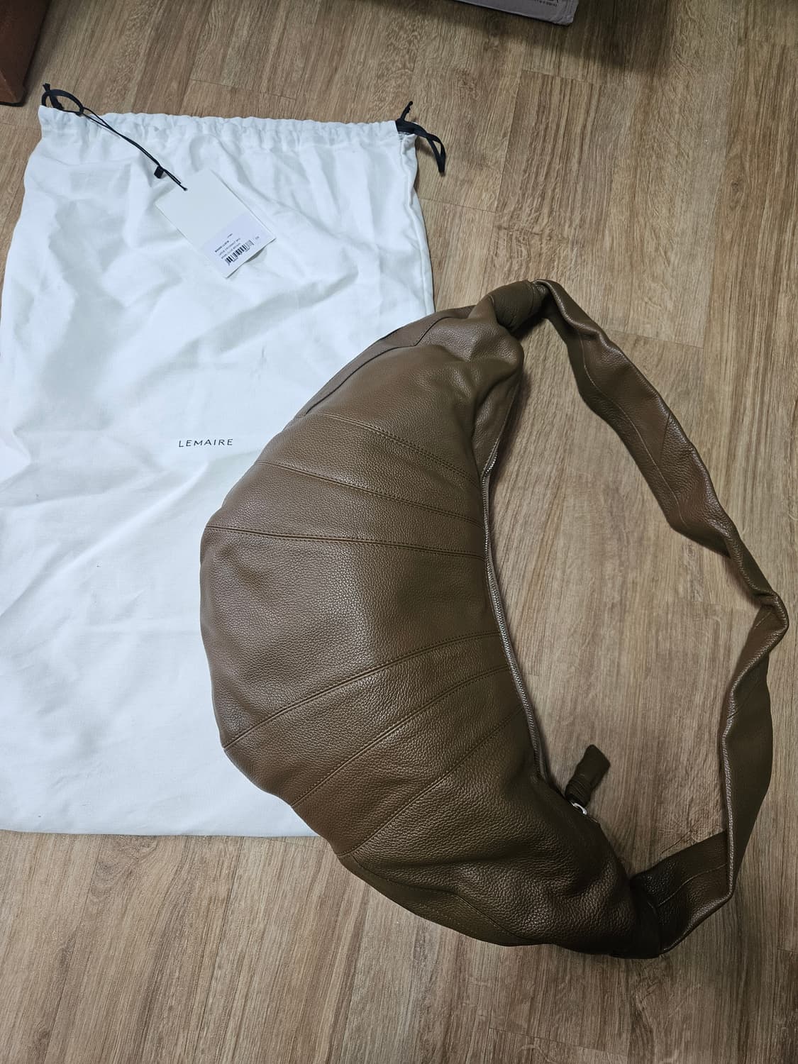 르메르 크루아상백 라지 올리브브라운 그레인레더(소가죽) 상품이미지1