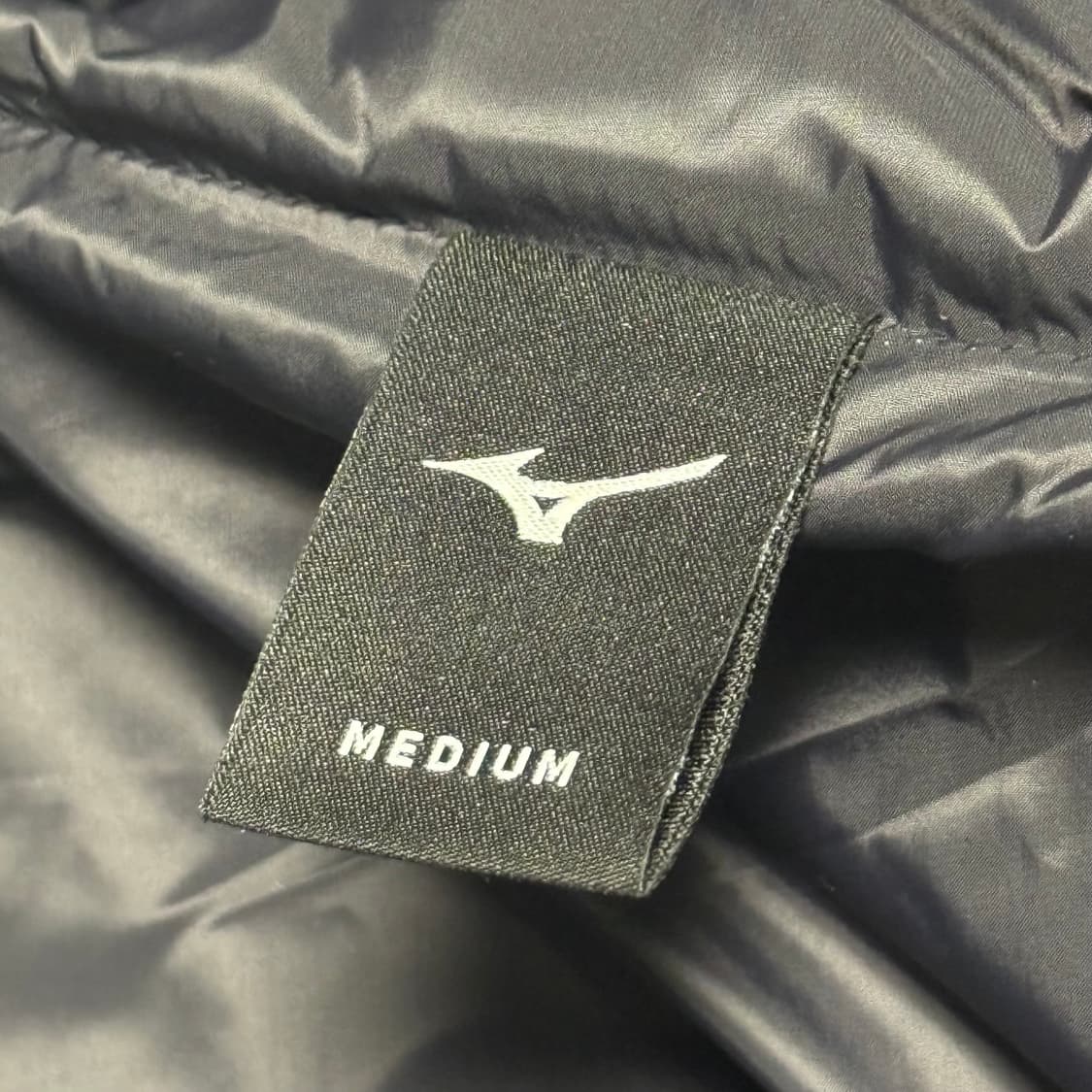 M 미즈노 블랙 후드 패딩 상품이미지2