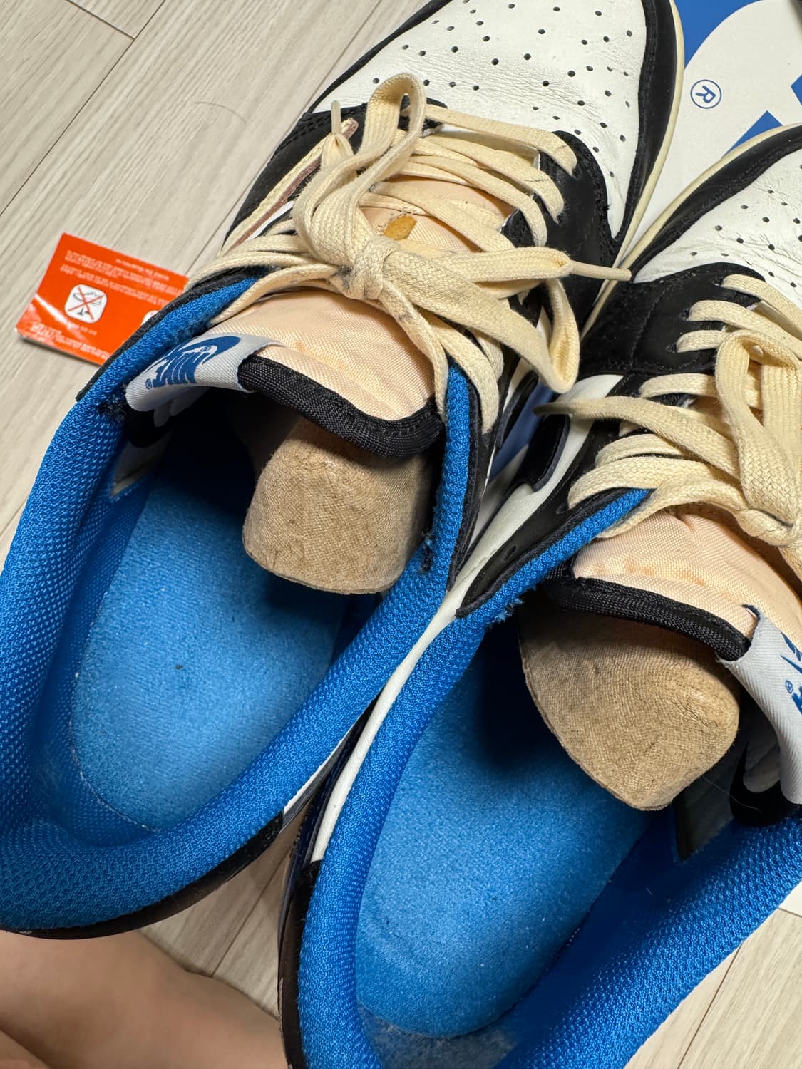 [285] 조던 1 x 트래비스 스캇 x 프라그먼트 조던 로우 상품이미지10