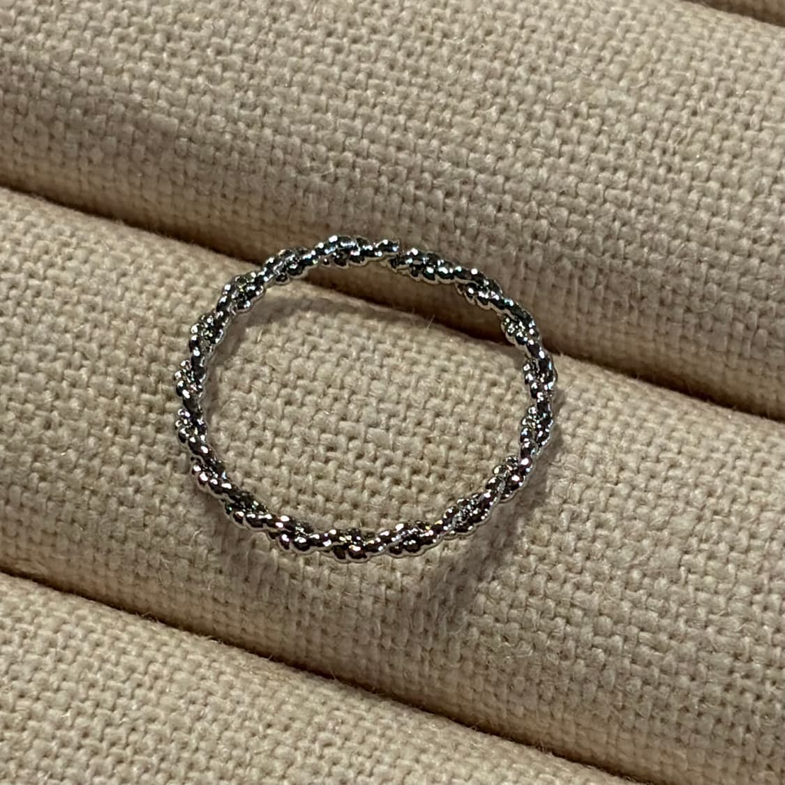 새상품 여성 신주 꽈베기 실반지  상품이미지4