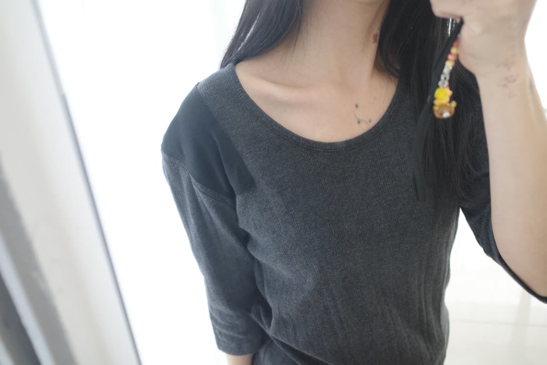 Padded shoulder top 상품이미지1