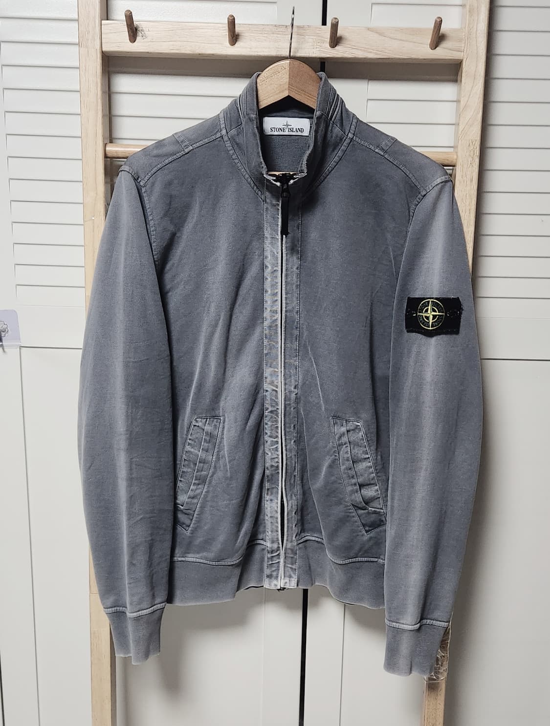 스톤아일랜드 퍼그먼트 그레이 집업 자켓 상품이미지1