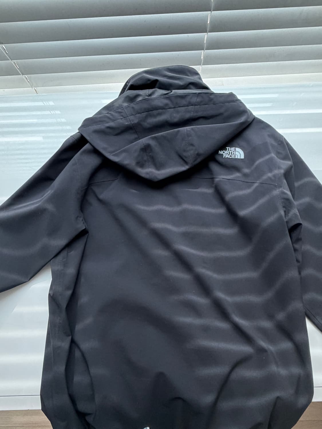 노스페이스 바람막이 상품이미지2