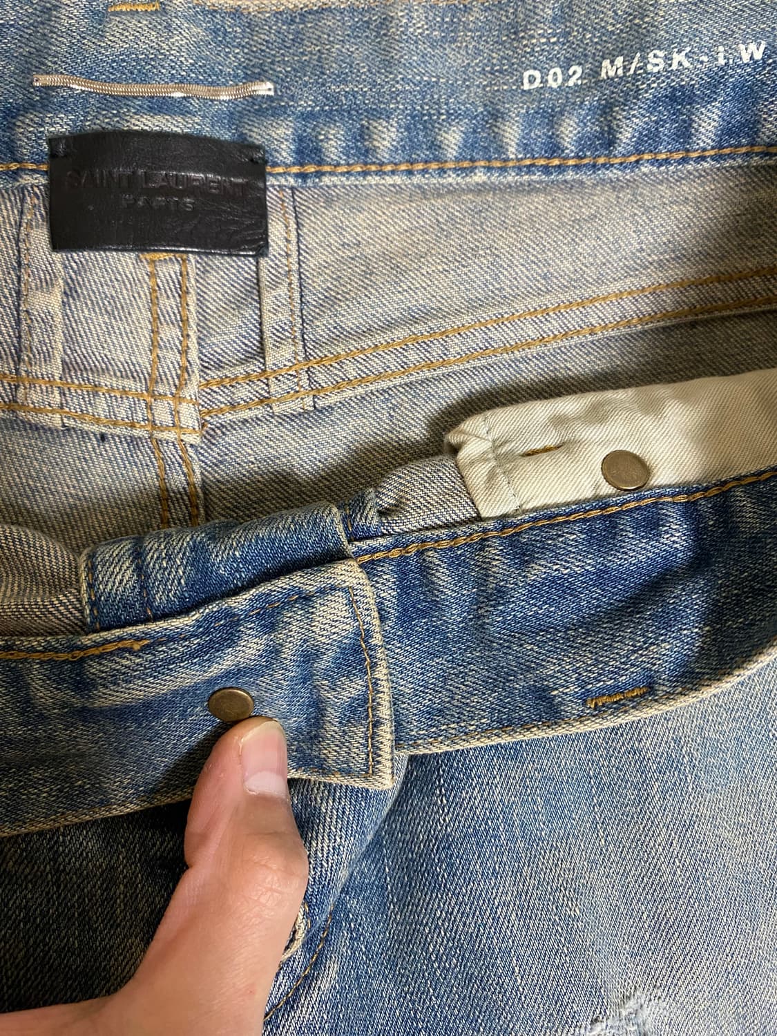 생로랑 16시즌 에디진 상품이미지9