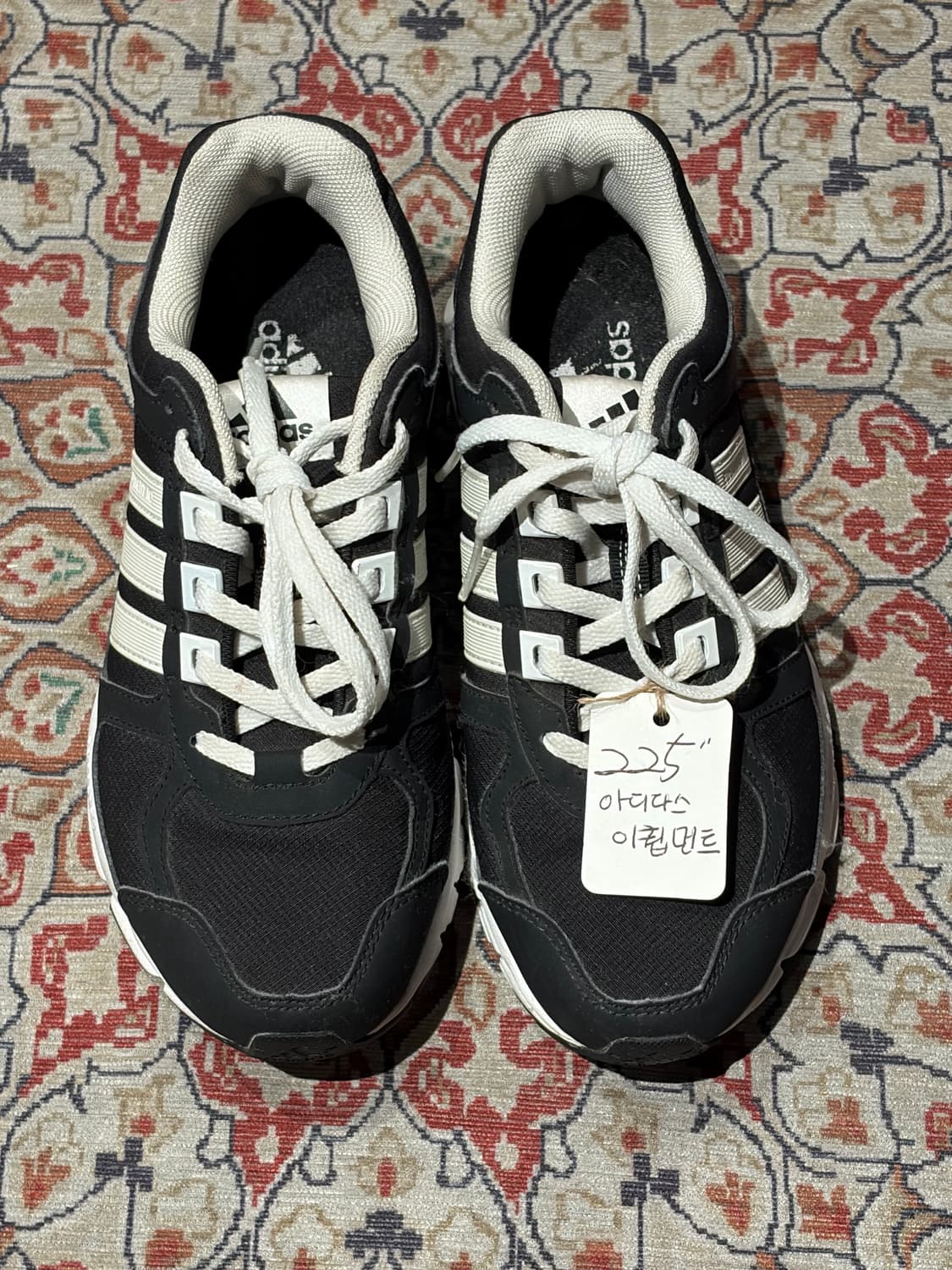 아디다스 이큅먼트 10 상품이미지4