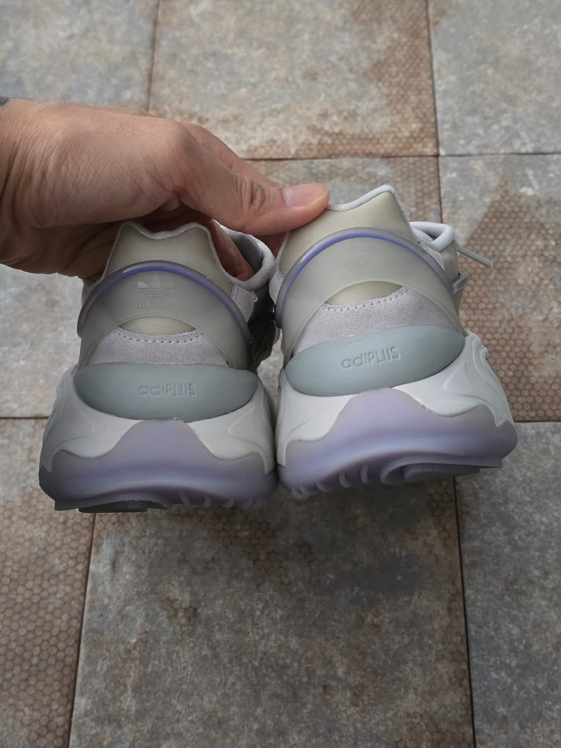 (220)아디다스 오즈노바 상품이미지7