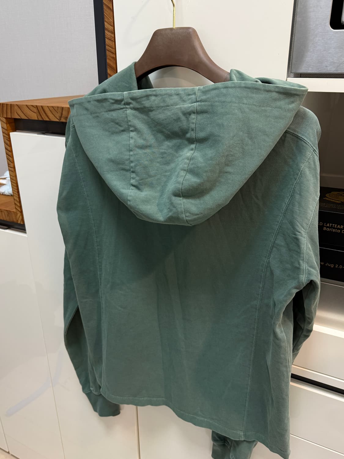 플라스틱 프로덕트 롱슬리브 후드티 M사이즈 판매합니다 ! 상품이미지4