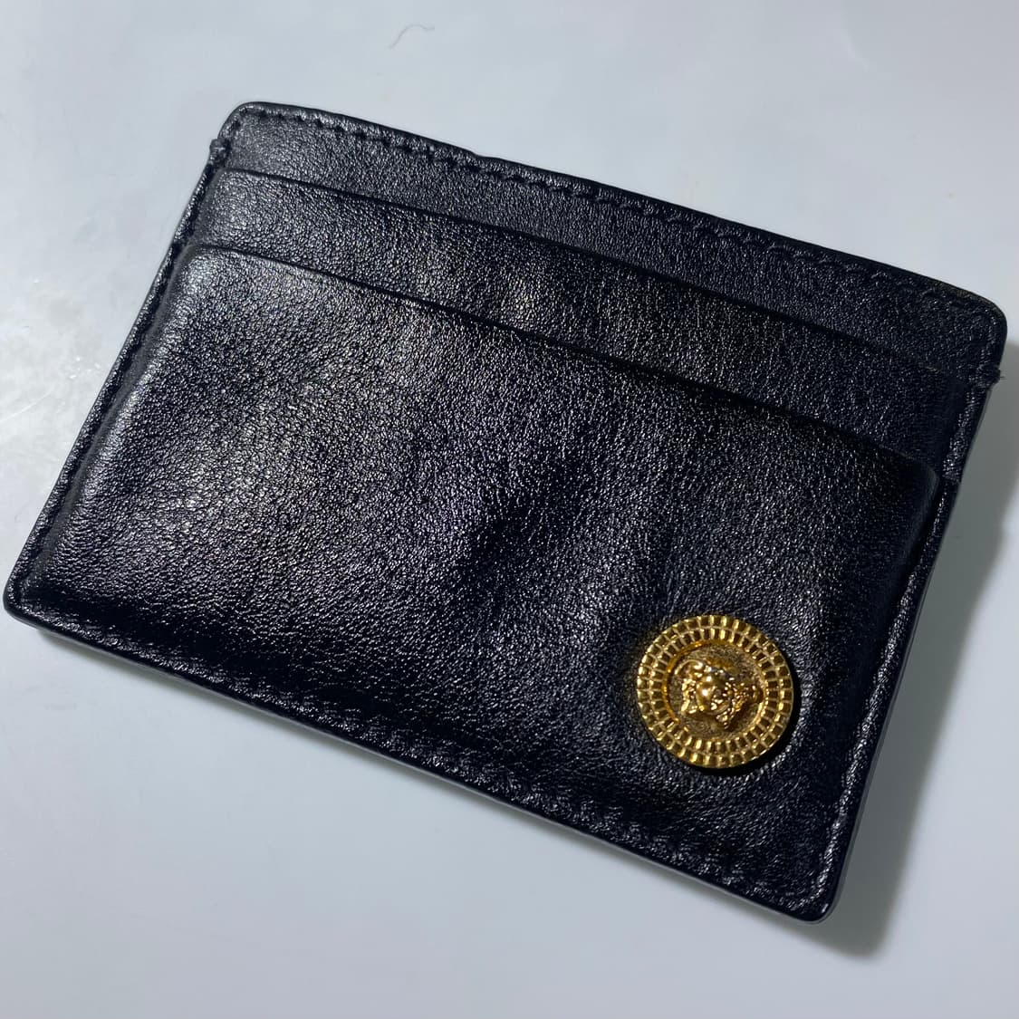 [정품] 베르사체 메두사헤드 금장플레이트 램스킨 카드지갑 상품이미지2