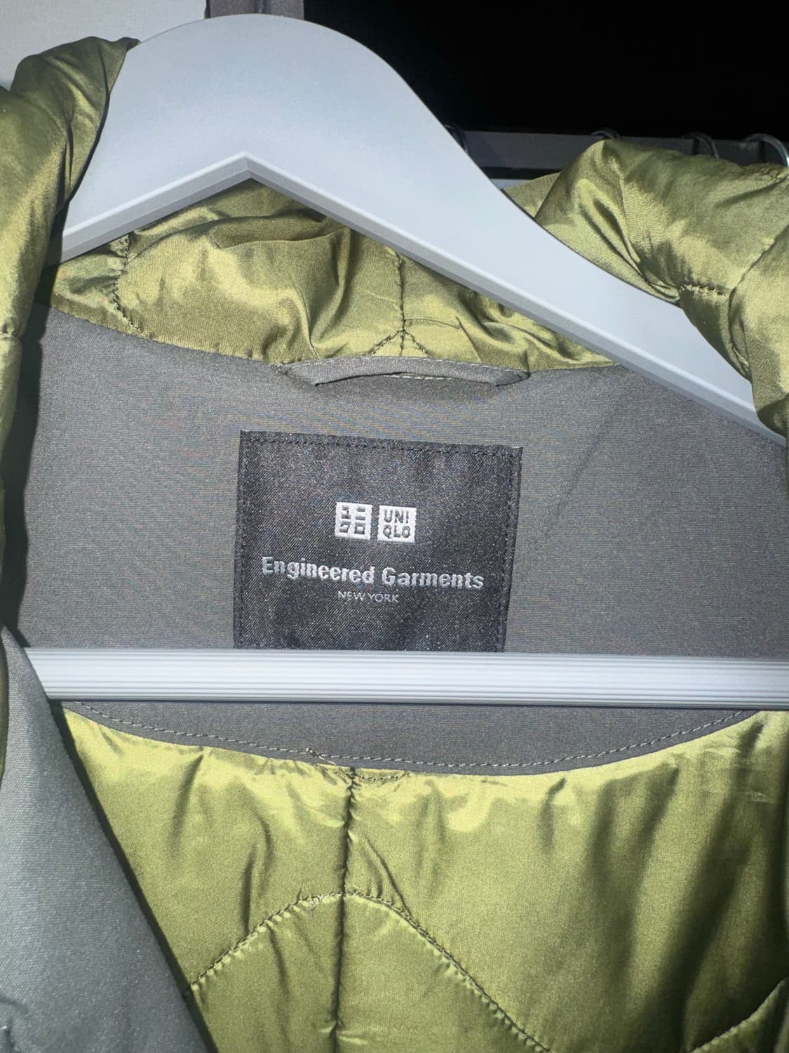 유니클로x엔지니어드가먼츠 퍼프테크 후드코트 상품이미지3