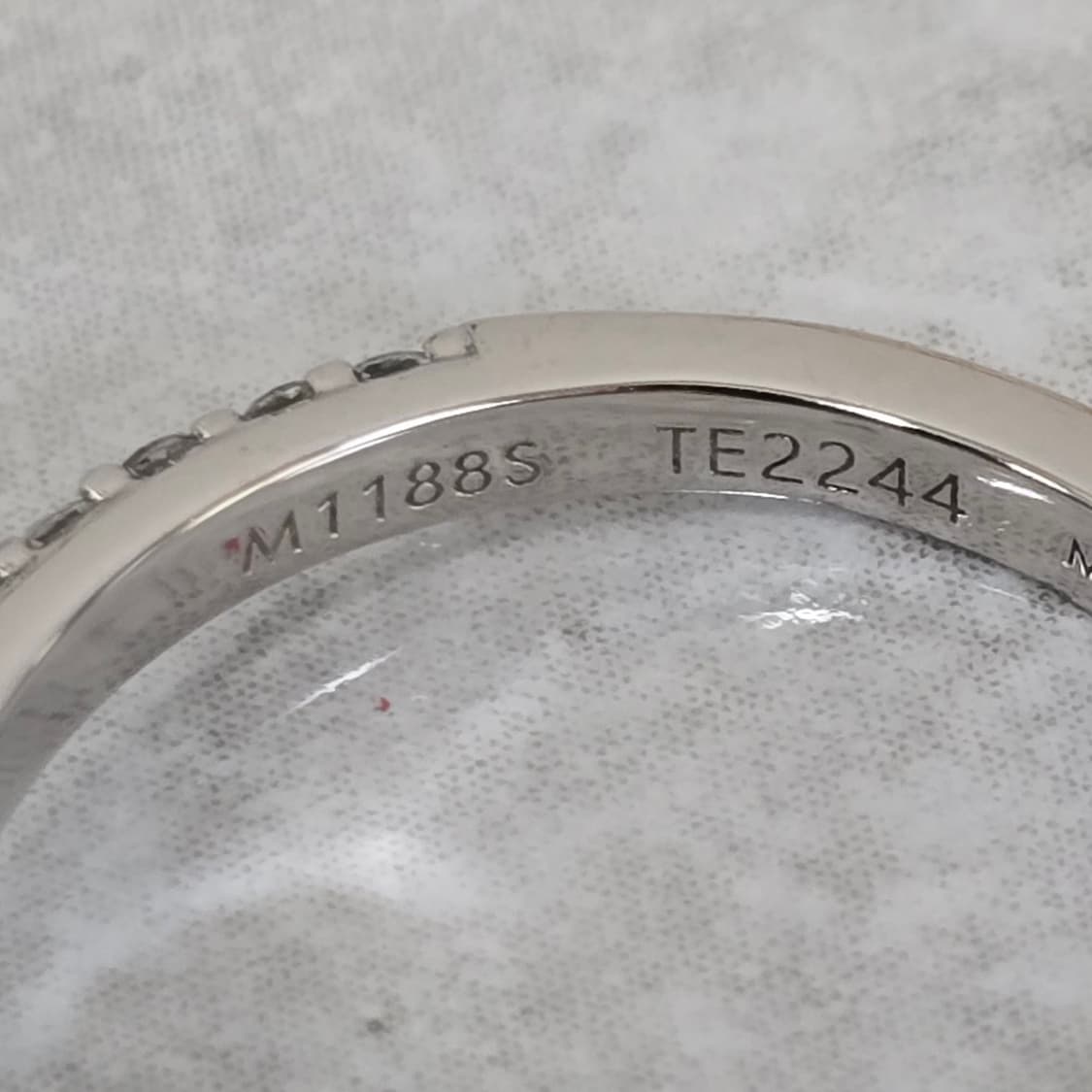 루이비통 LV 아이코닉 반지 링 s사이즈 판매 상품이미지6