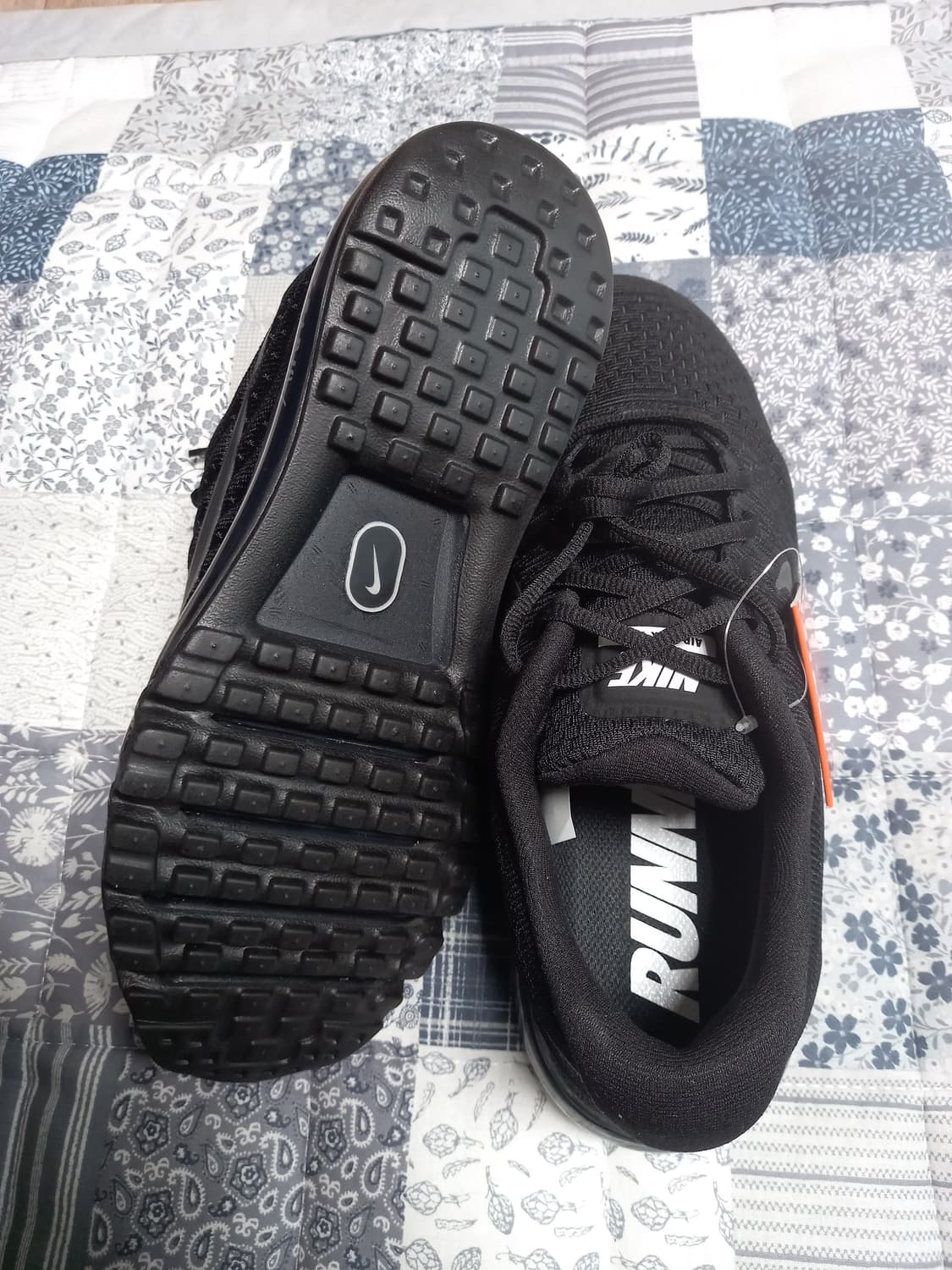 나이키 에어맥스 2017  블랙  새상품  270 상품이미지3