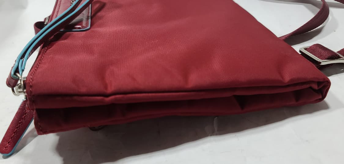 피콰드로(piquadro) 크로스백 상품이미지4