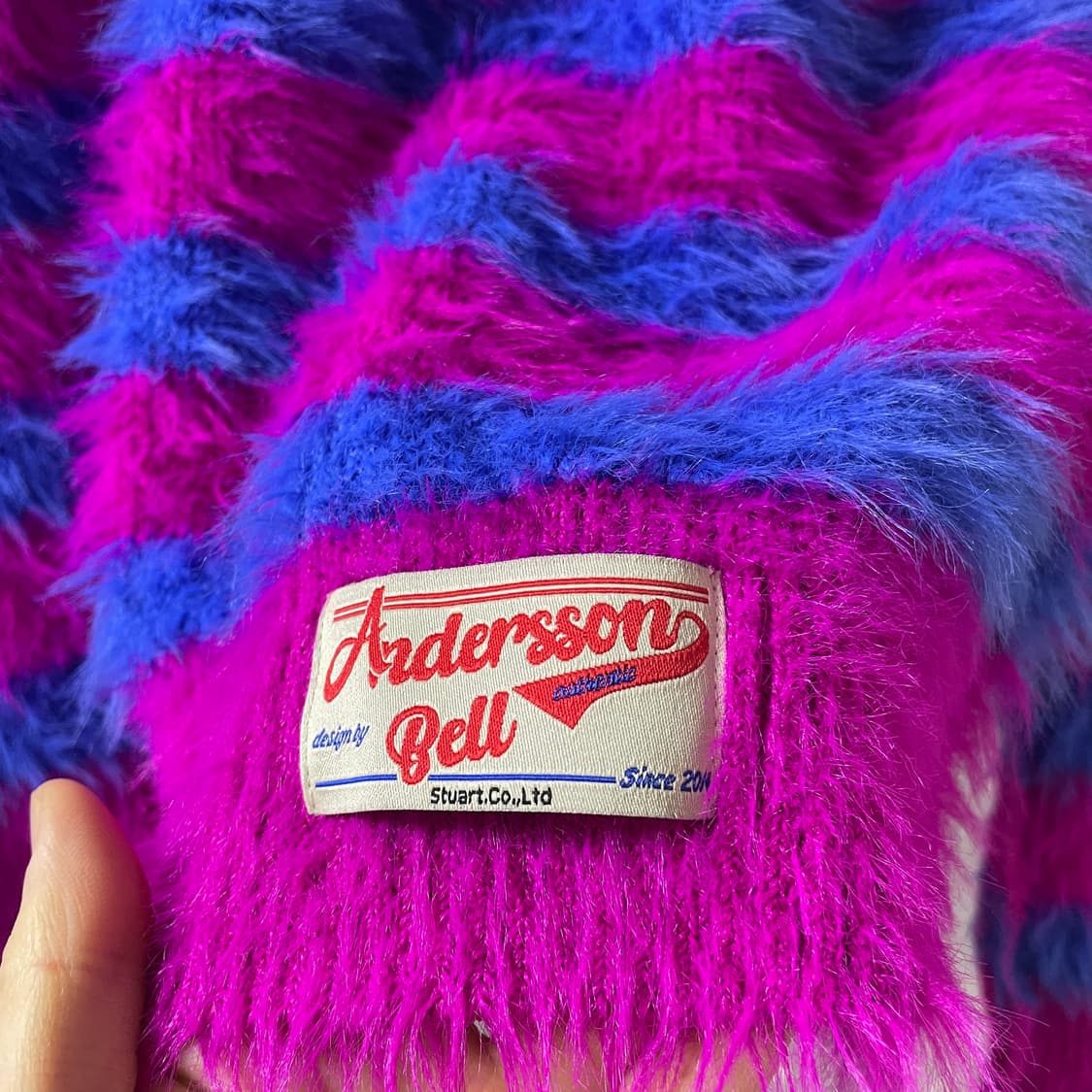 [xs] 앤더슨벨 스트라이프 헤어리 모헤어 브이넥 니트 핑크 상품이미지6