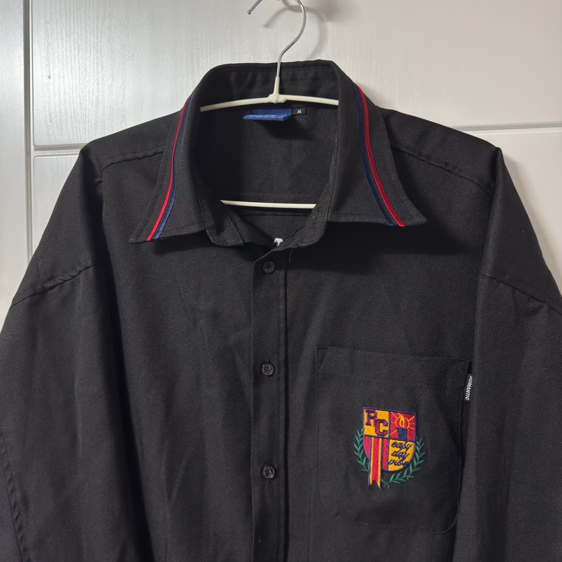 로맨틱크라운 블랙 셔츠 상품이미지3