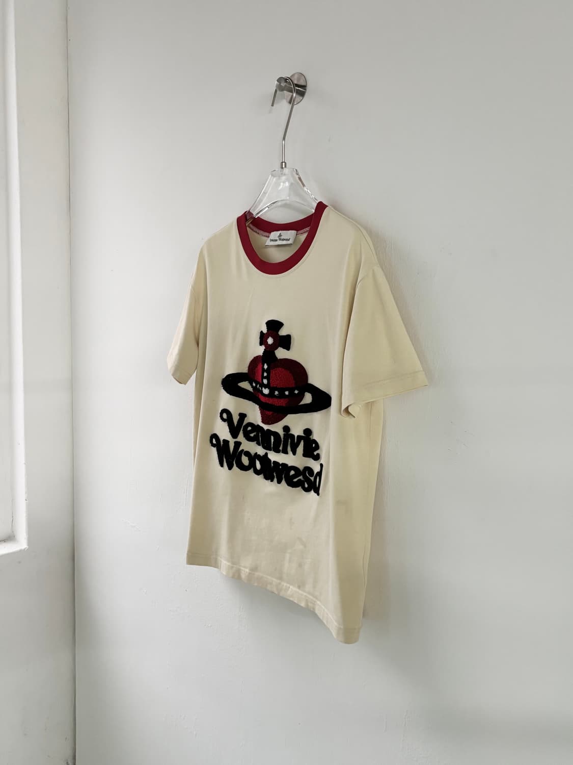 비비안웨스트우드 클래식 엠브로이드 티셔츠 상품이미지4