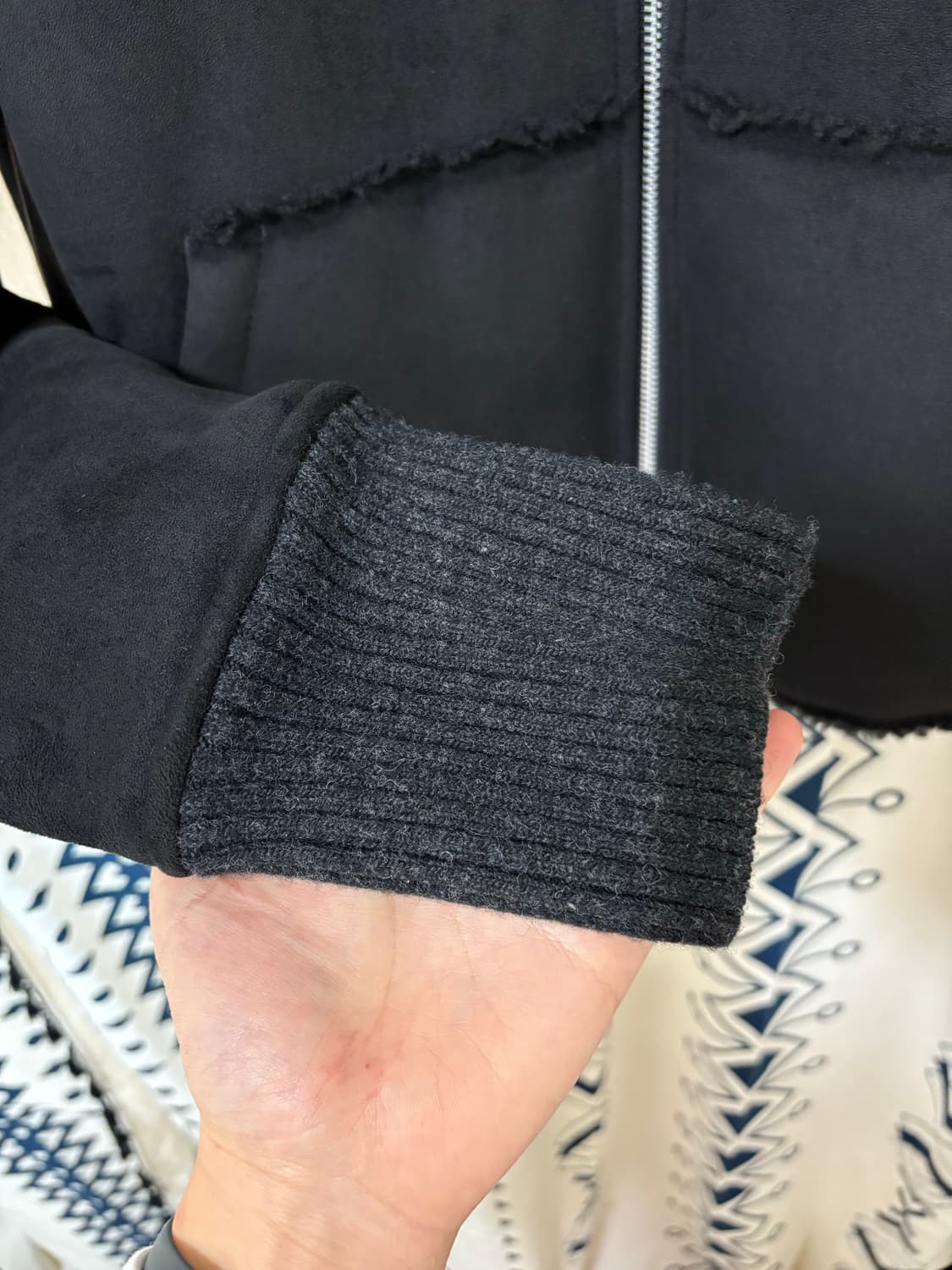 노앙 무스탕 SUEDE MOUTON ZIP-UP JACKET BLACK 상품이미지7