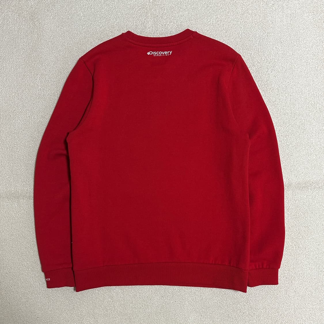 디스커버리 익스페디션 기모 박스엠보 맨투맨 상품이미지3