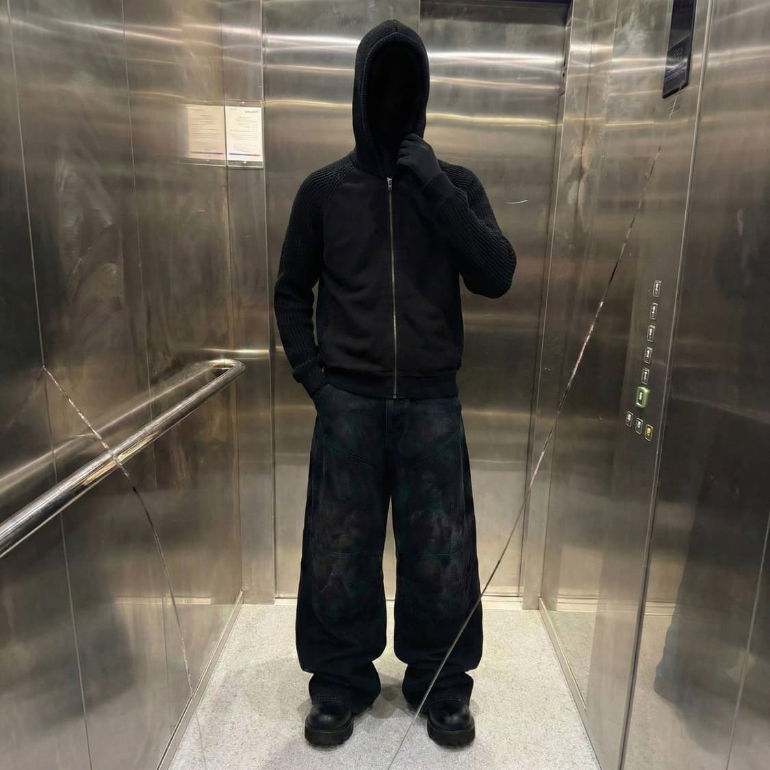 calvin klein zip up hooded sweater 상품이미지1