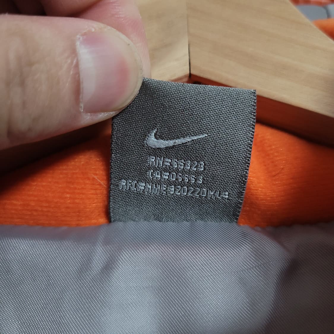 (L) NIKE 나이키 2002 오렌지 후드 패딩 점퍼 올드스쿨 상품이미지3