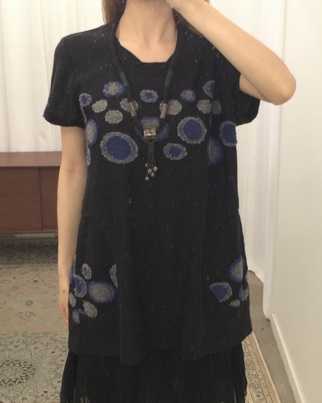 블랙 디자인 탑 상품이미지4