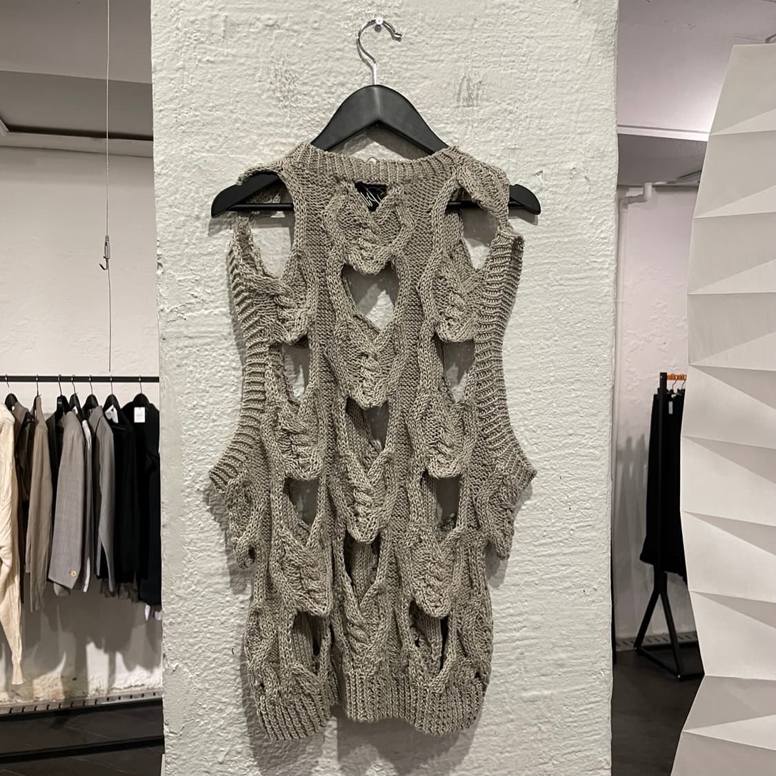  필링스 하트 니트 베스트 상품이미지3