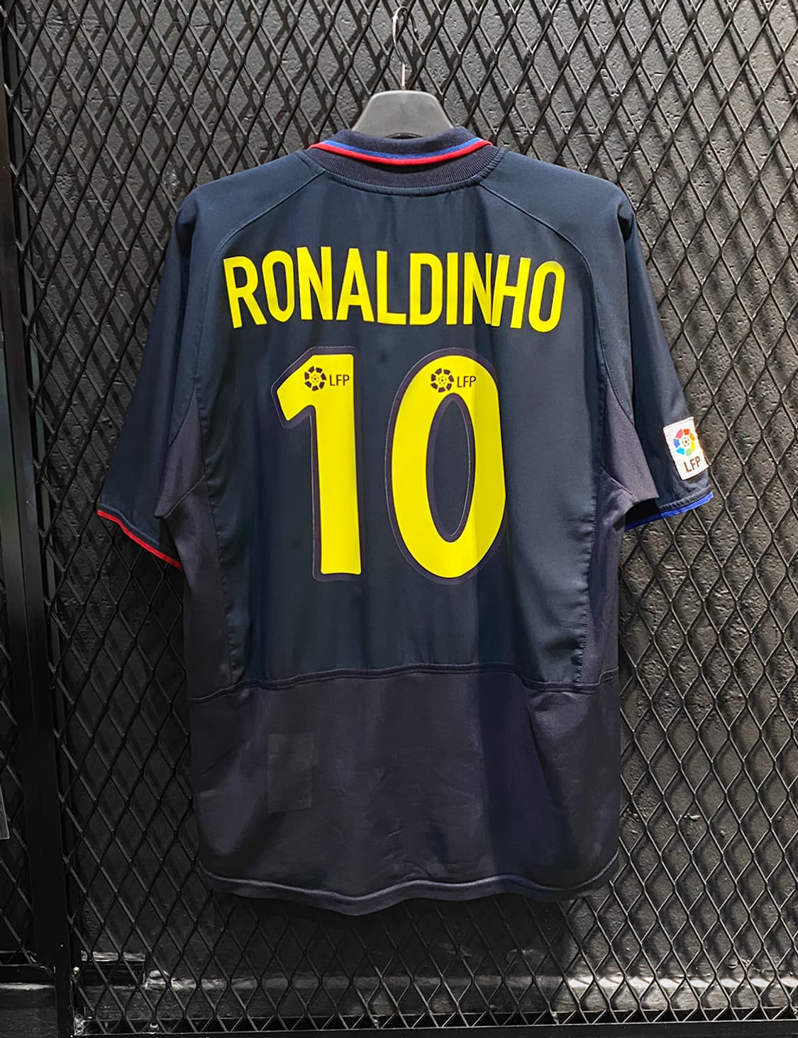 02/03 FCB 어웨이 호나우지뉴 (L) 상품이미지3