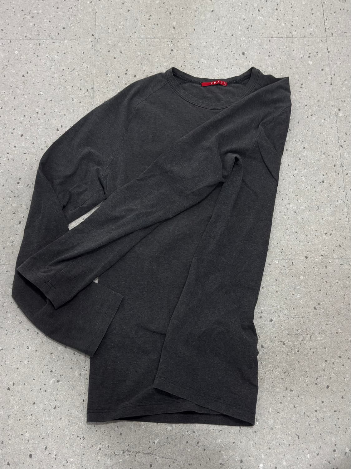 프라다 스포츠 롱슬리브 M 상품이미지1