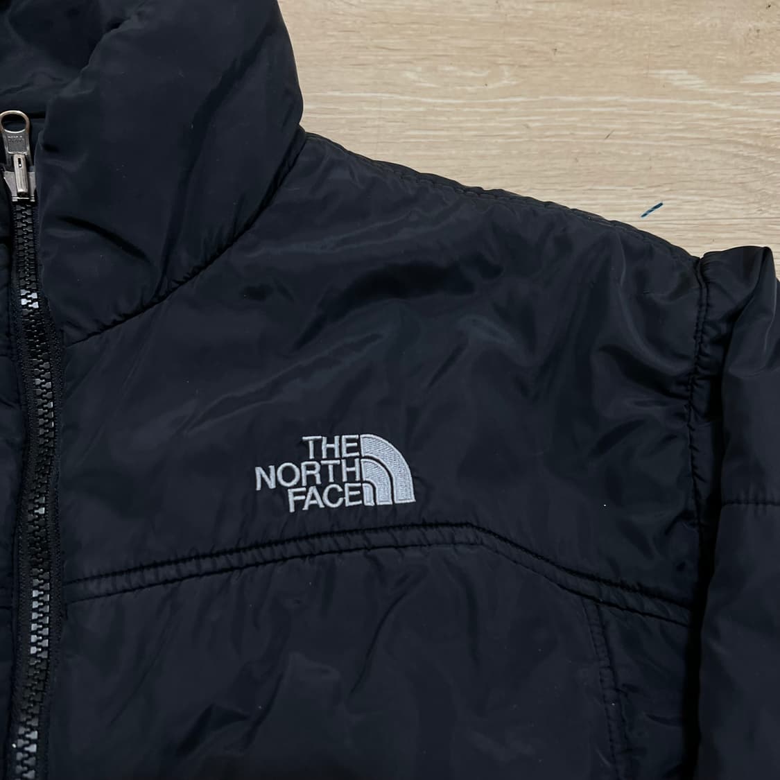 노스페이스 여성 엑셀로프트 경량패딩 점퍼 [블랙] S/90 상품이미지4