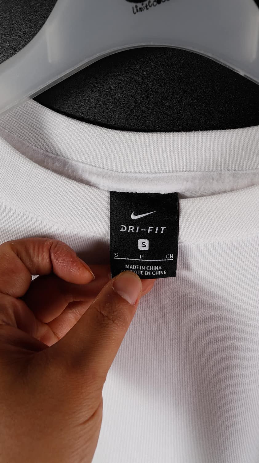 나이키 흰색 뒷트임 크롭티 상품이미지5