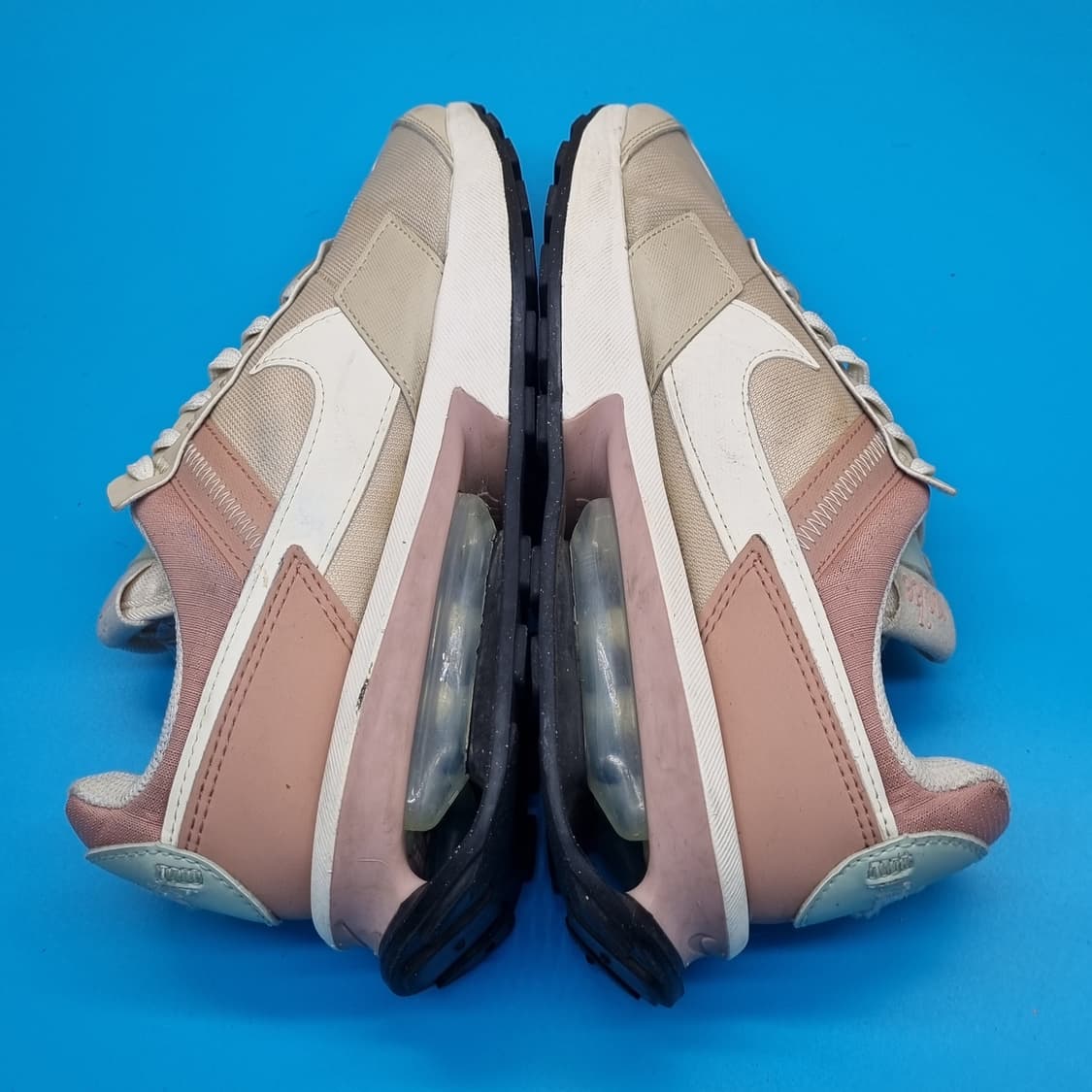 나이키 에어맥스 프리데이 여성운동화240. 상품이미지5