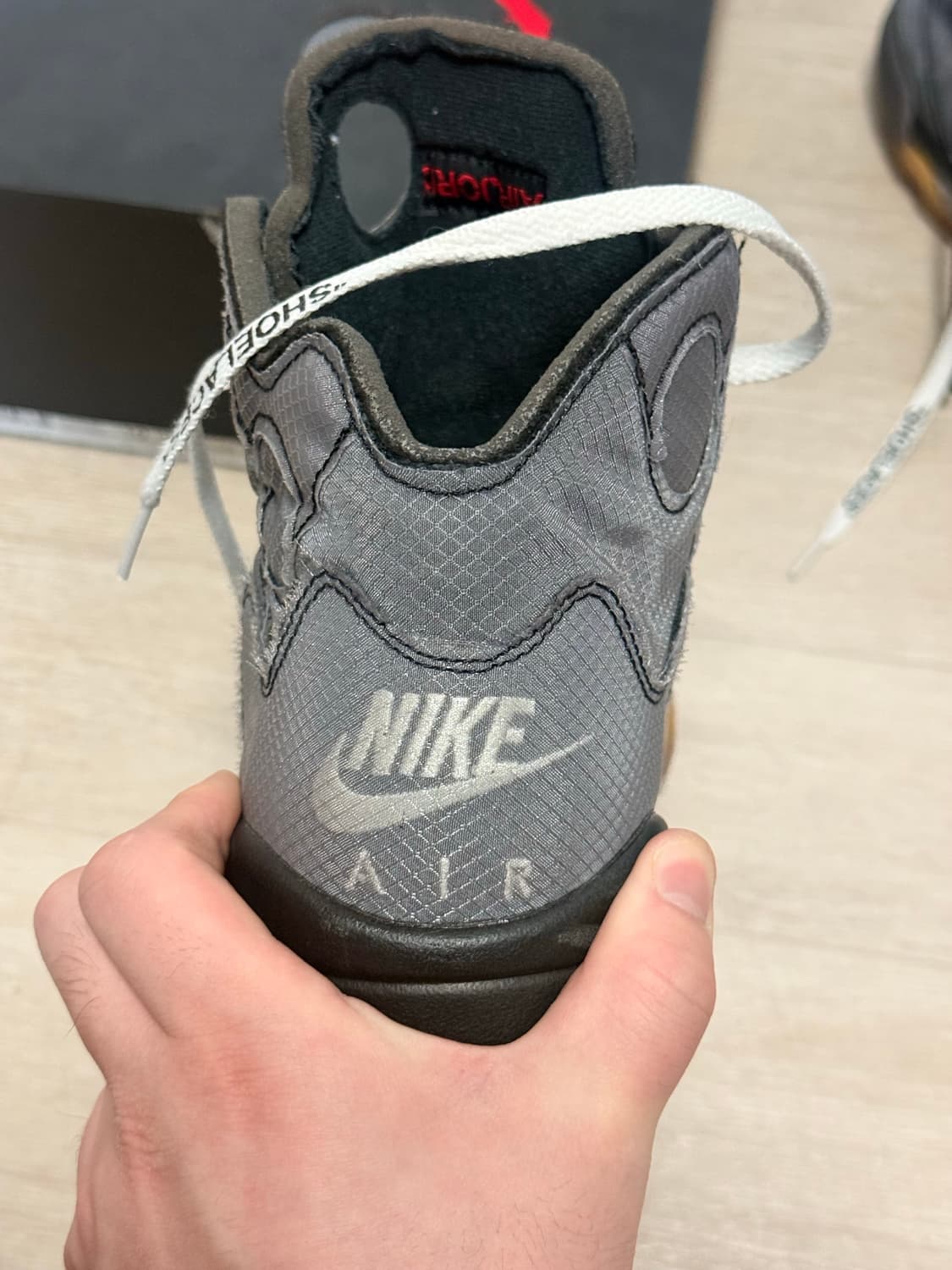 나이키 오프화이트 조던5 모슬린 280 상품이미지6