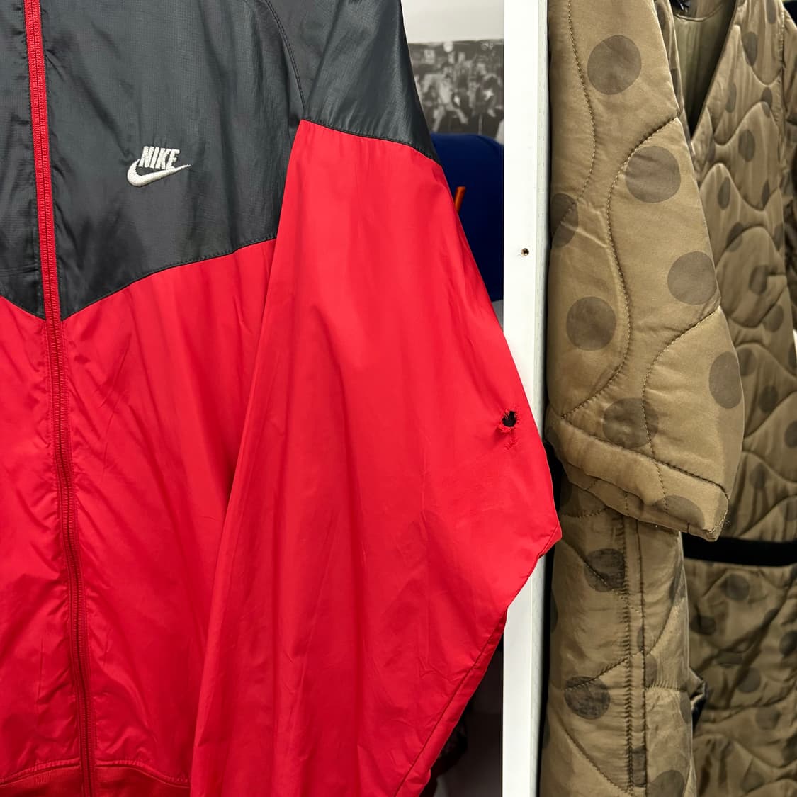(XL) 나이키 레드블랙 레이디 바람막이 자켓 상품이미지4
