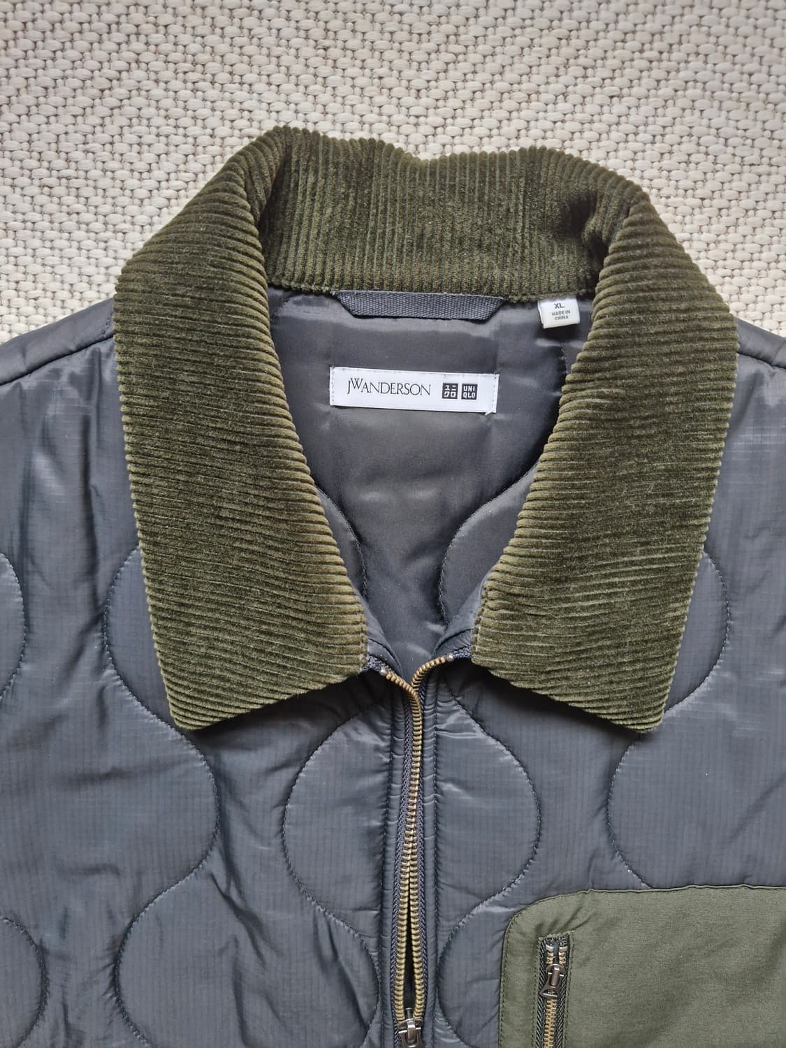 유니클로 X JW앤더슨 퀼팅 자켓 XL 새상품급 상품이미지2