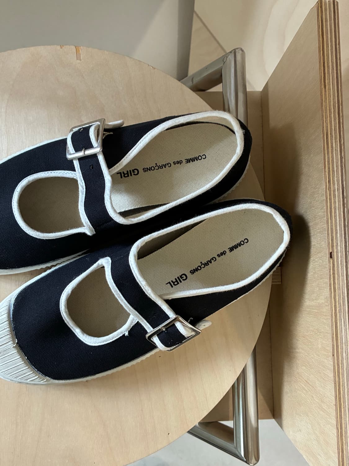 꼼데가르송 걸 X 노베스타 메리제인 스니커즈 상품이미지9