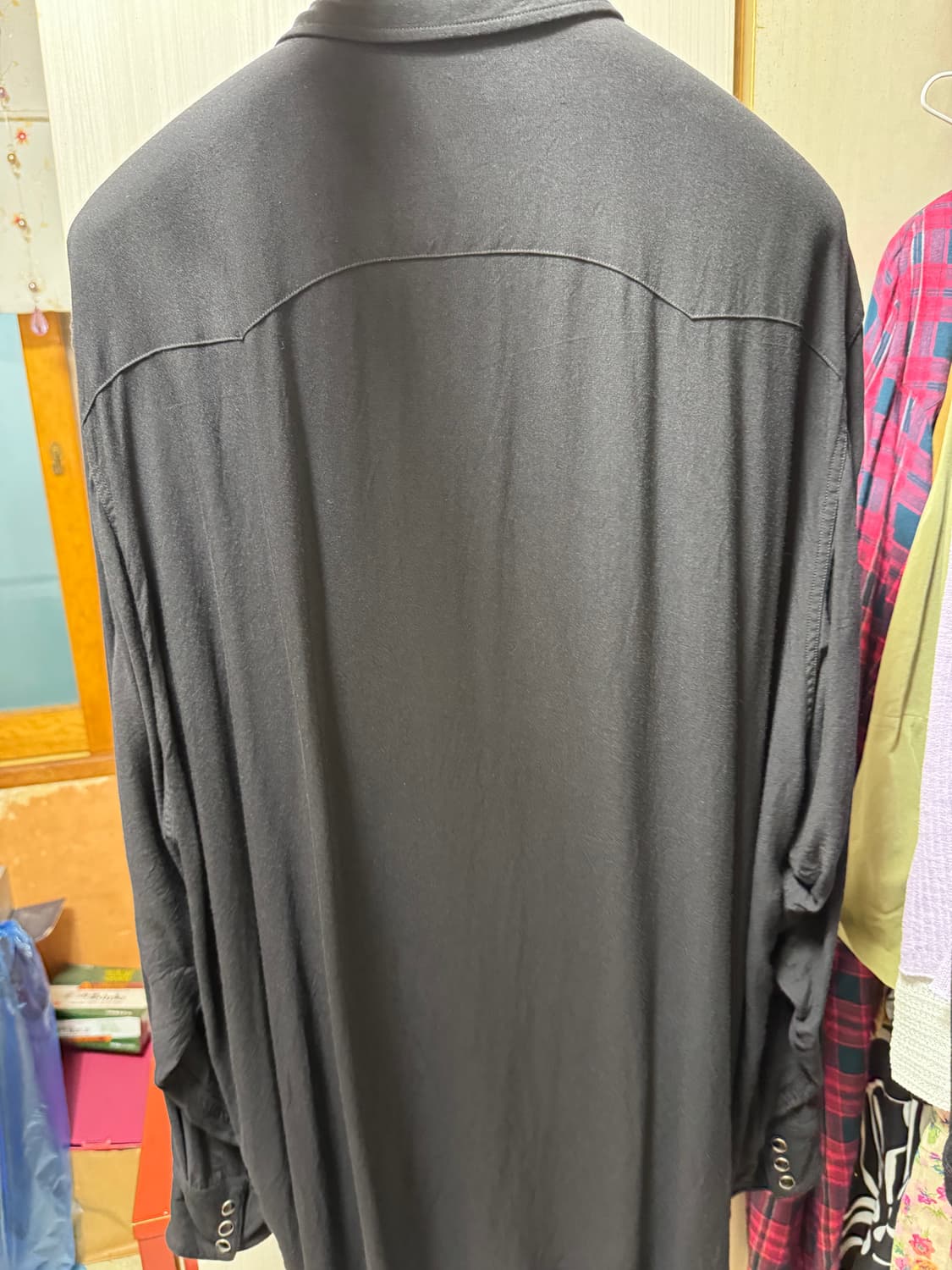 코모리 25fw 웨스턴셔츠 2사이즈 비이커 구입상품. 상품이미지2