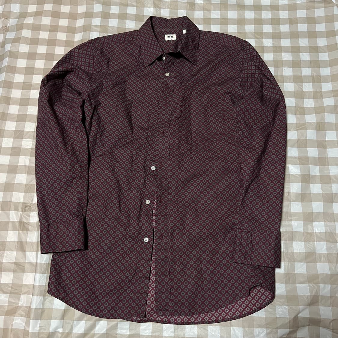 유니클로 버건디 패턴 셔츠 M 체크 와인 공용 긴팔 상품이미지1