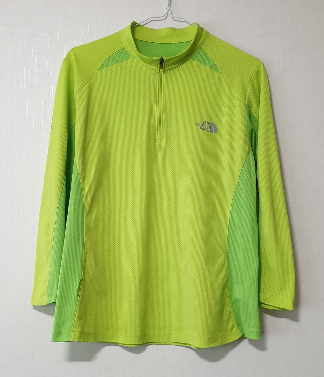 노스페이스 여성 반집업 긴팔티 100사이즈 상품이미지1