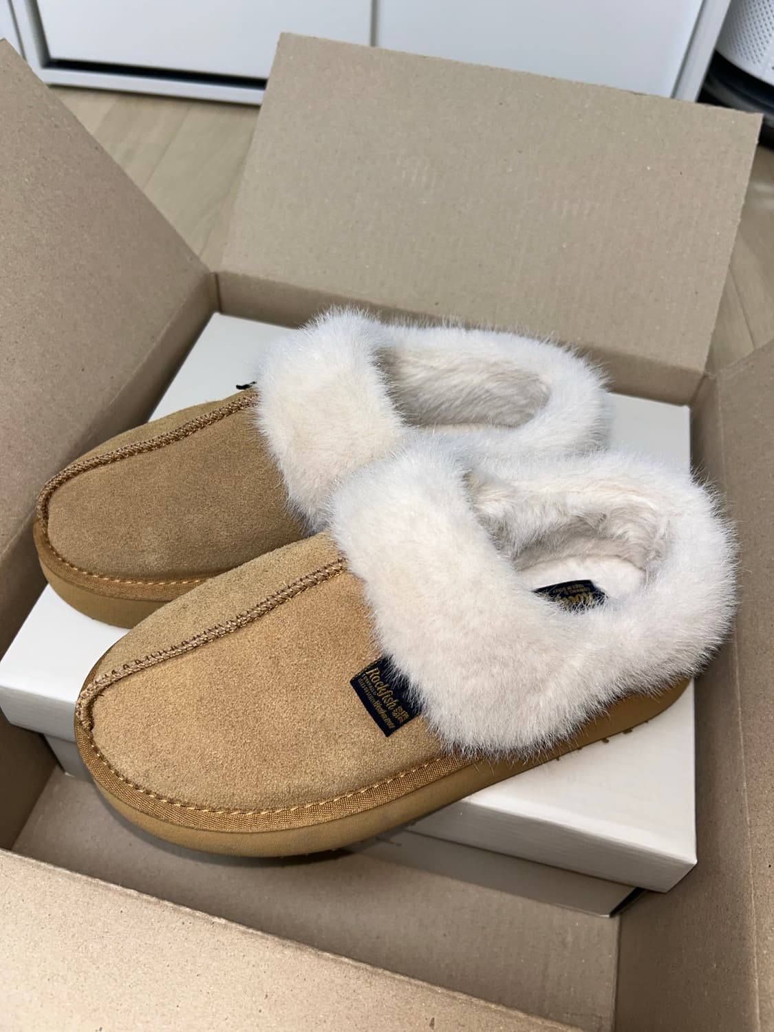 락피쉬웨더웨어 부츠 오리지널 윈터 퍼 뮬 어그부츠 상품이미지1