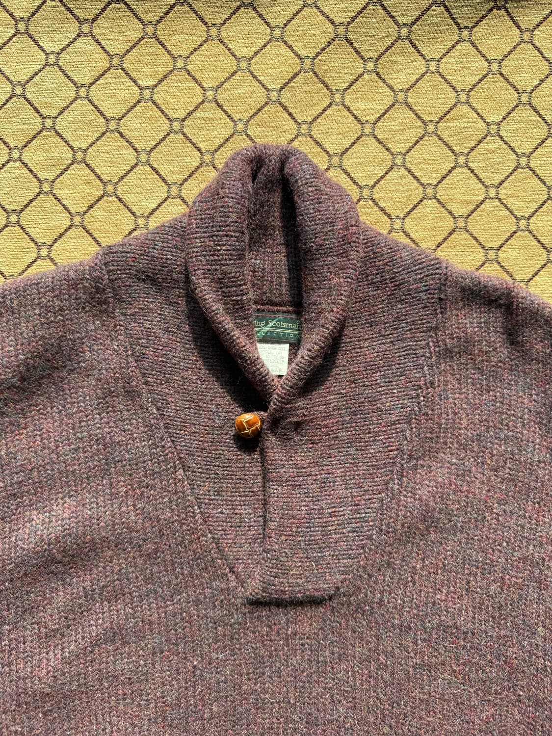 버건디 카라 니트 상품이미지1