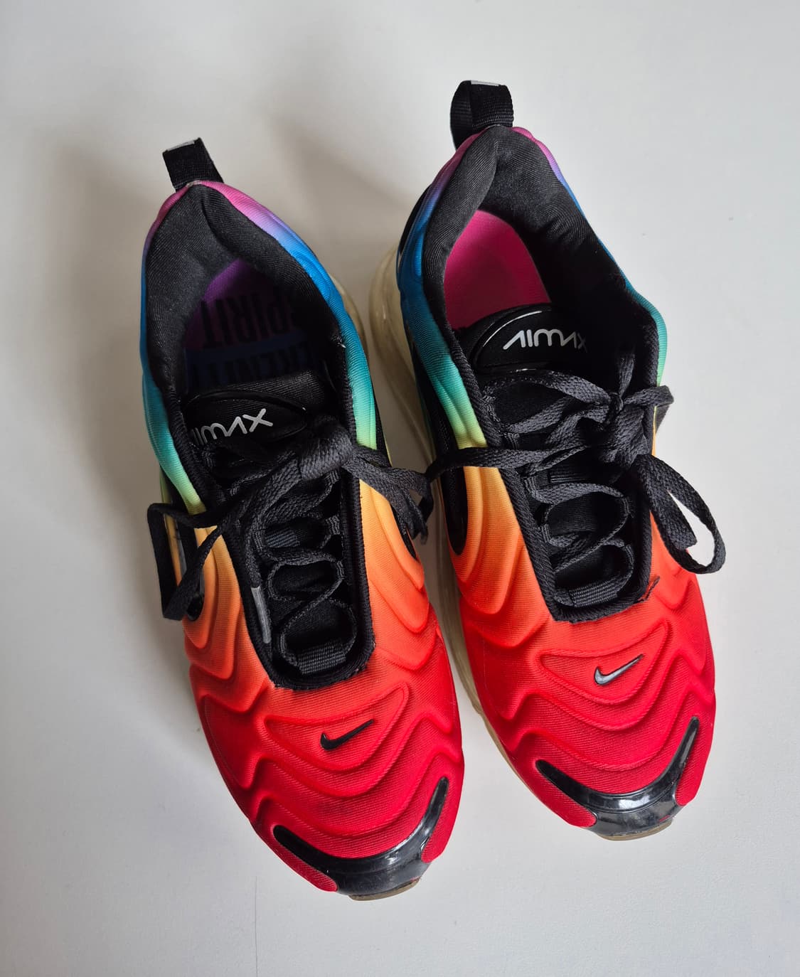 235)나이키 에어맥스 720 레인보우 운동화 상품이미지2