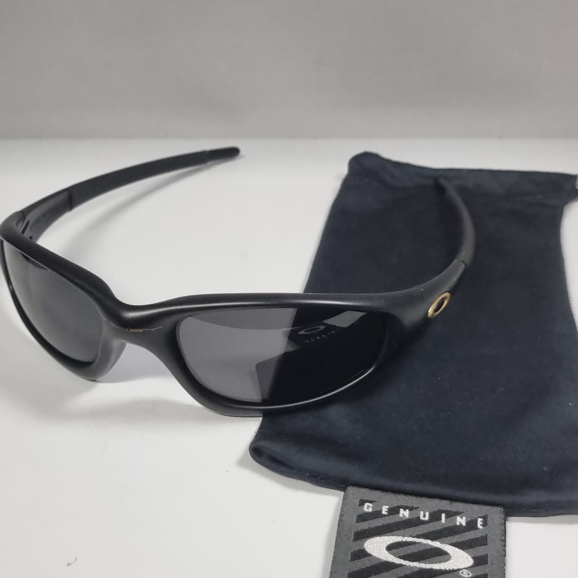 오클리  뉴스트레이트자켓 블랙 새렌즈 상품이미지1