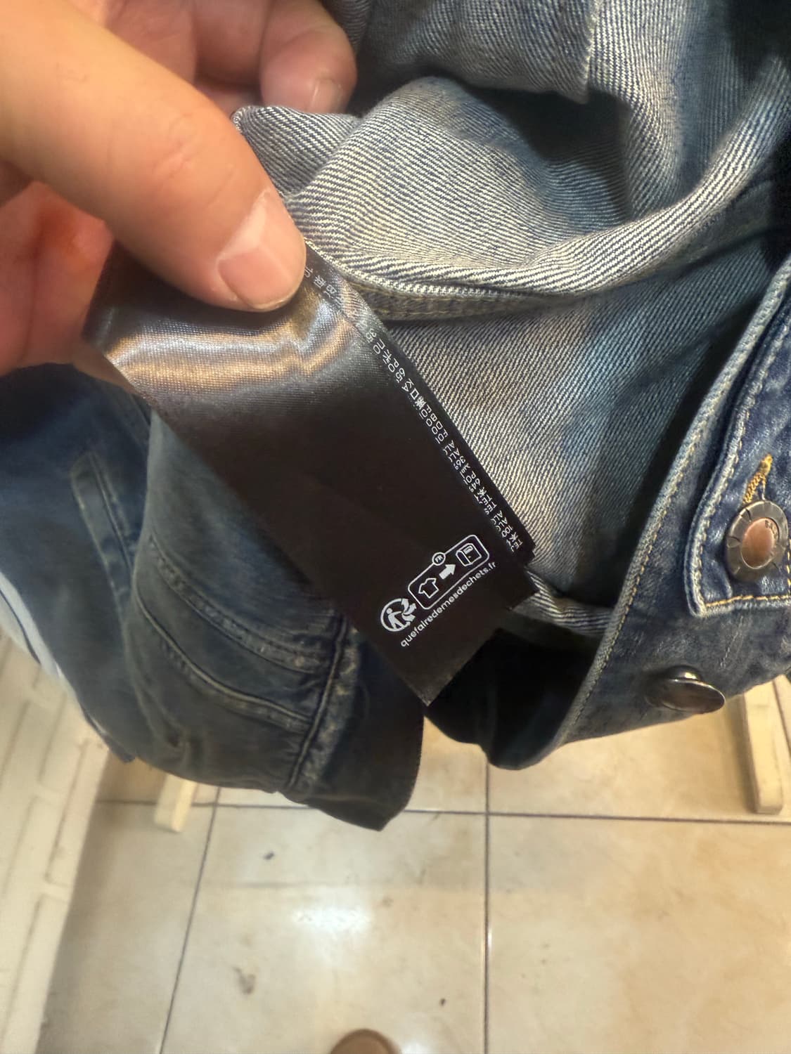 1/100-105 정품 발렌시아가 컷업 데님자켓 팝니다 상품이미지9